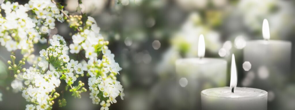 Uitvaart-Begraven-Cremeren-Den-Haag-Mare-Uitvaart-witte-bloem